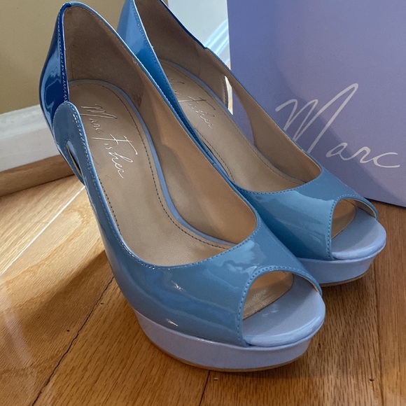 Platform heels, excellent condition. - Picture 2 of 2